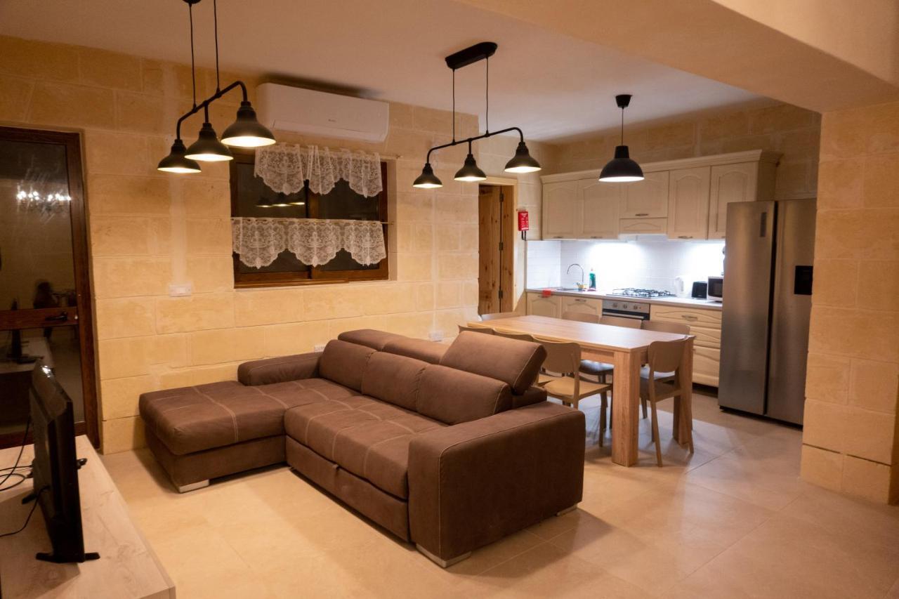 Naduri Holiday Home Buitenkant foto