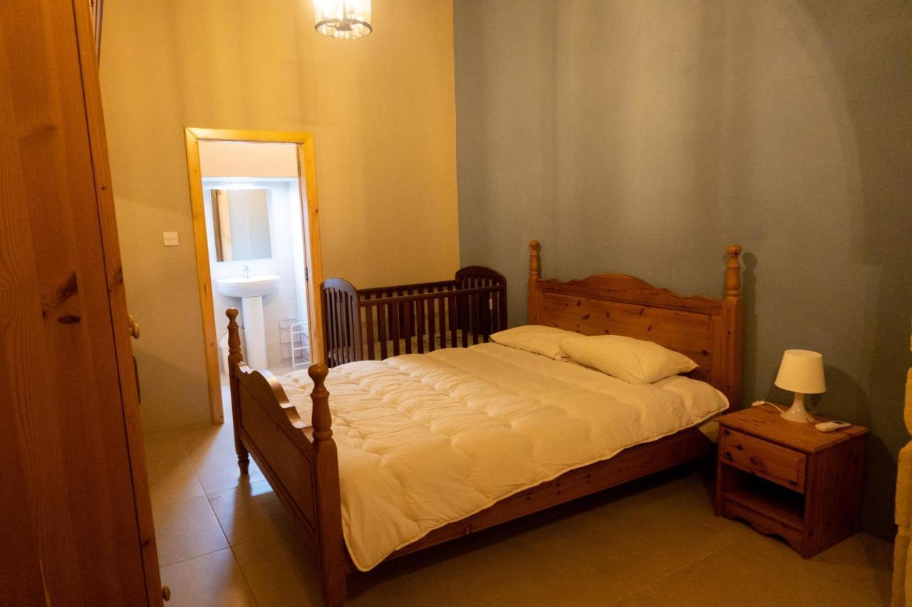 Naduri Holiday Home Buitenkant foto
